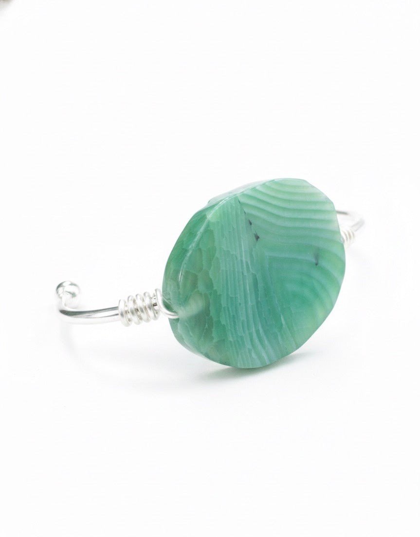Adjustable green agate bracelet - tarnish resistant copper wire boho jewelry