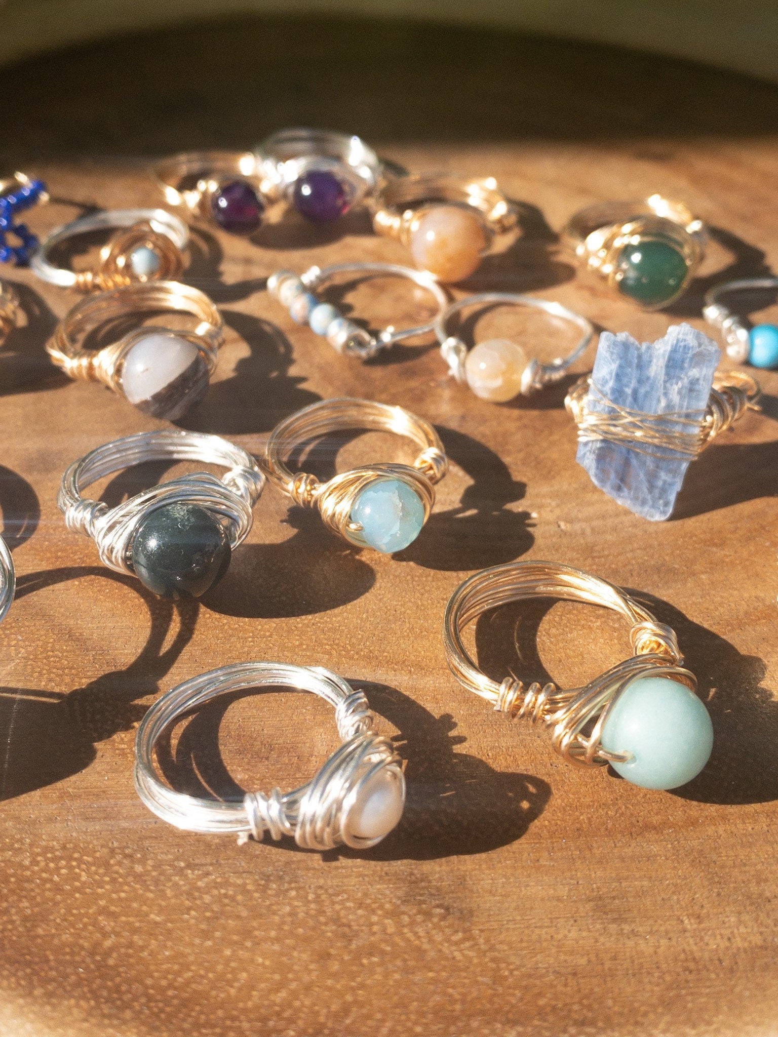 Agate ring detail - wire wrapped boho gemstone jewelry