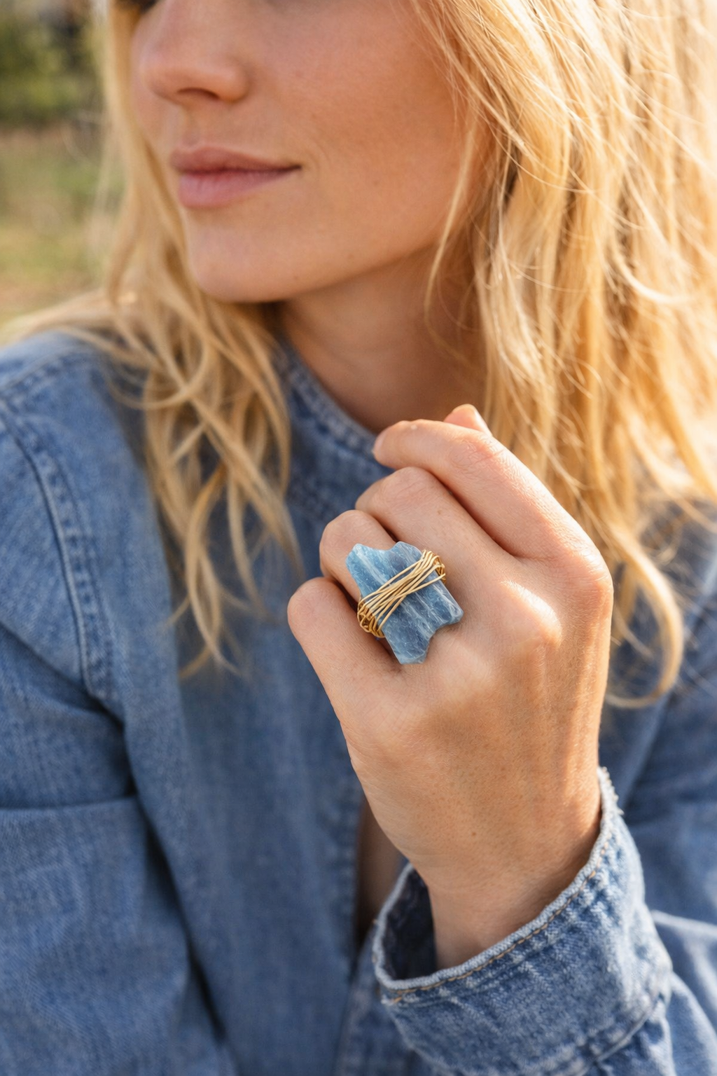 Kyanite ring close up - wire wrapped gemstone ring tarnish resistant